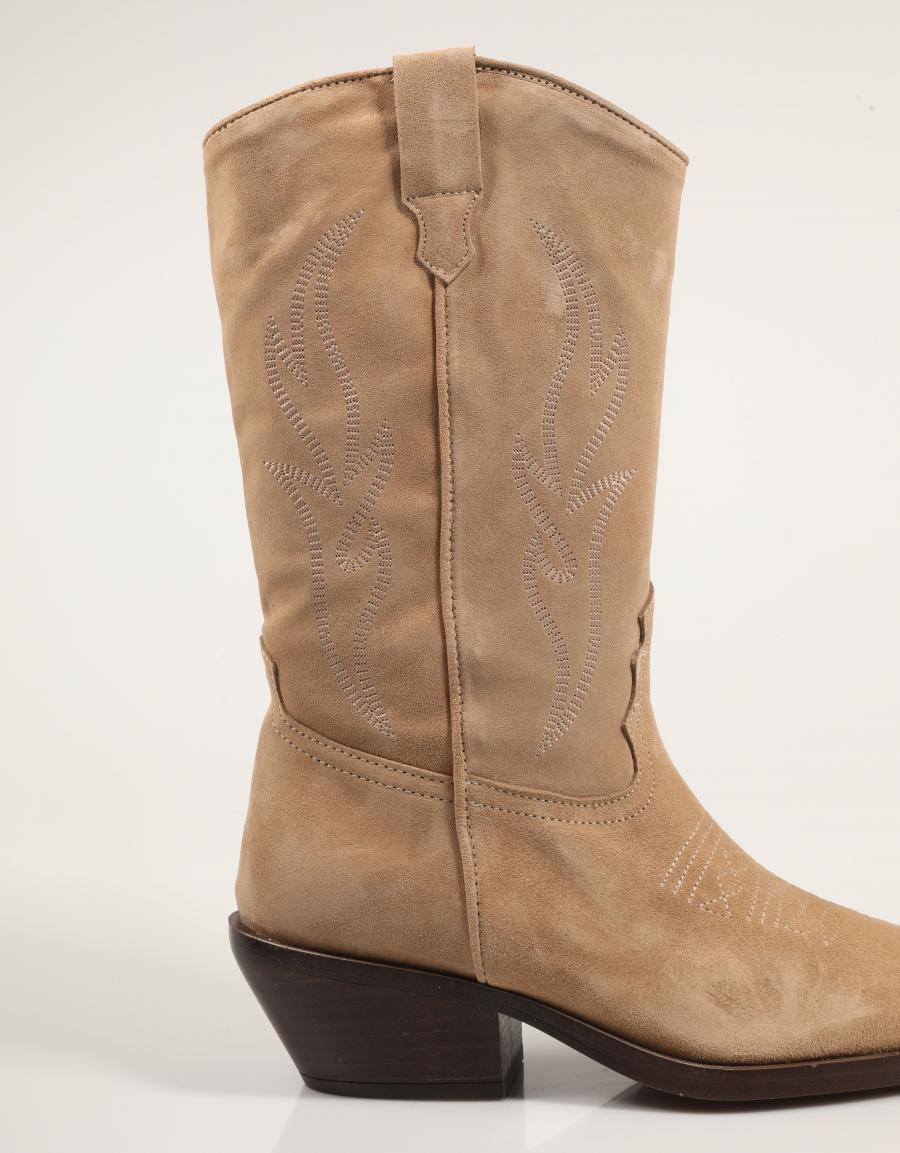 BOTAS ALPE 5255 en color Beige