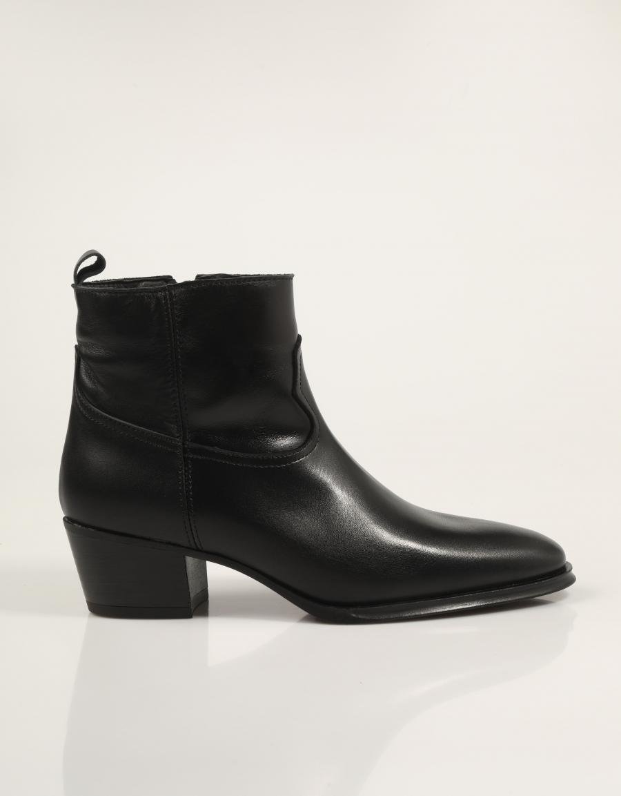 BOTINES ALPE 5266 en color Negro