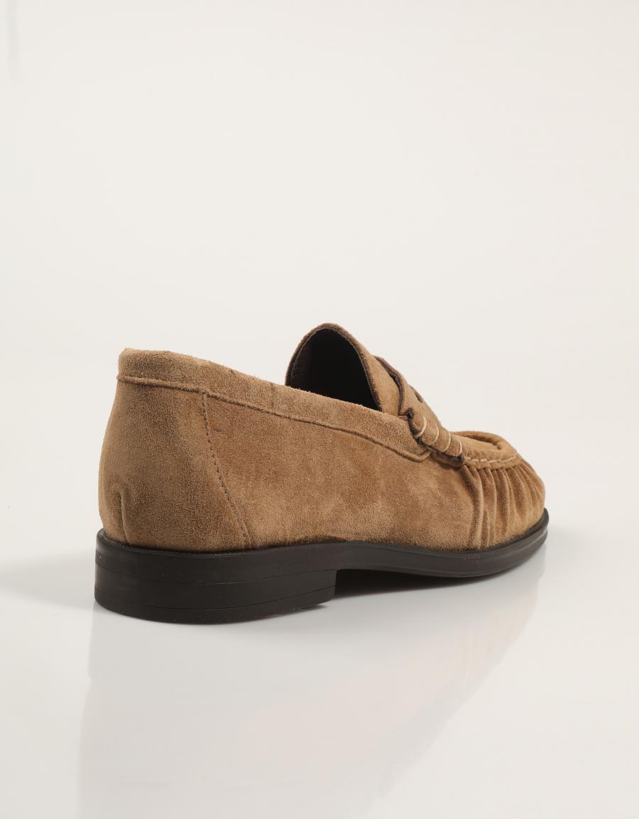 ZAPATOS SPORT ALPE 5328 en color Beige