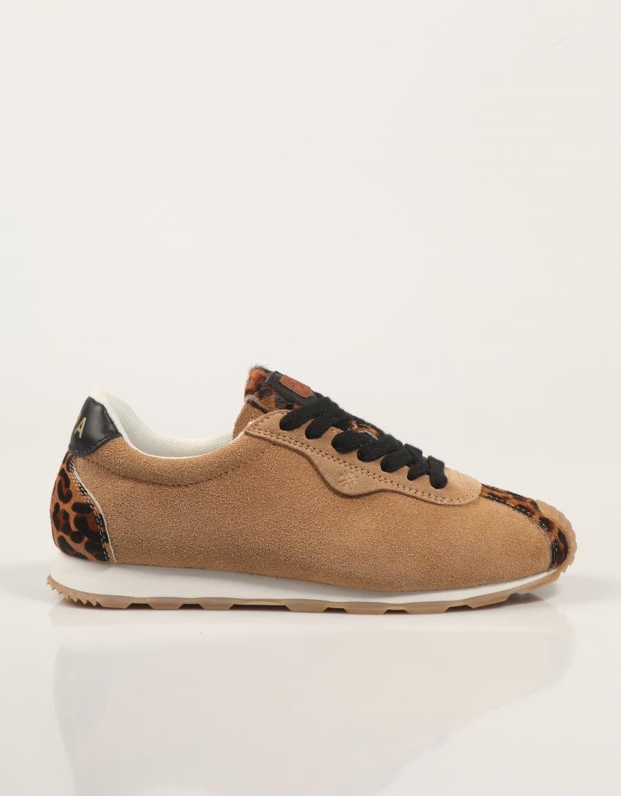 ZAPATILLAS POPA KIRA en color Beige