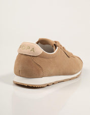 ZAPATILLAS POPA KIRA en color Beige