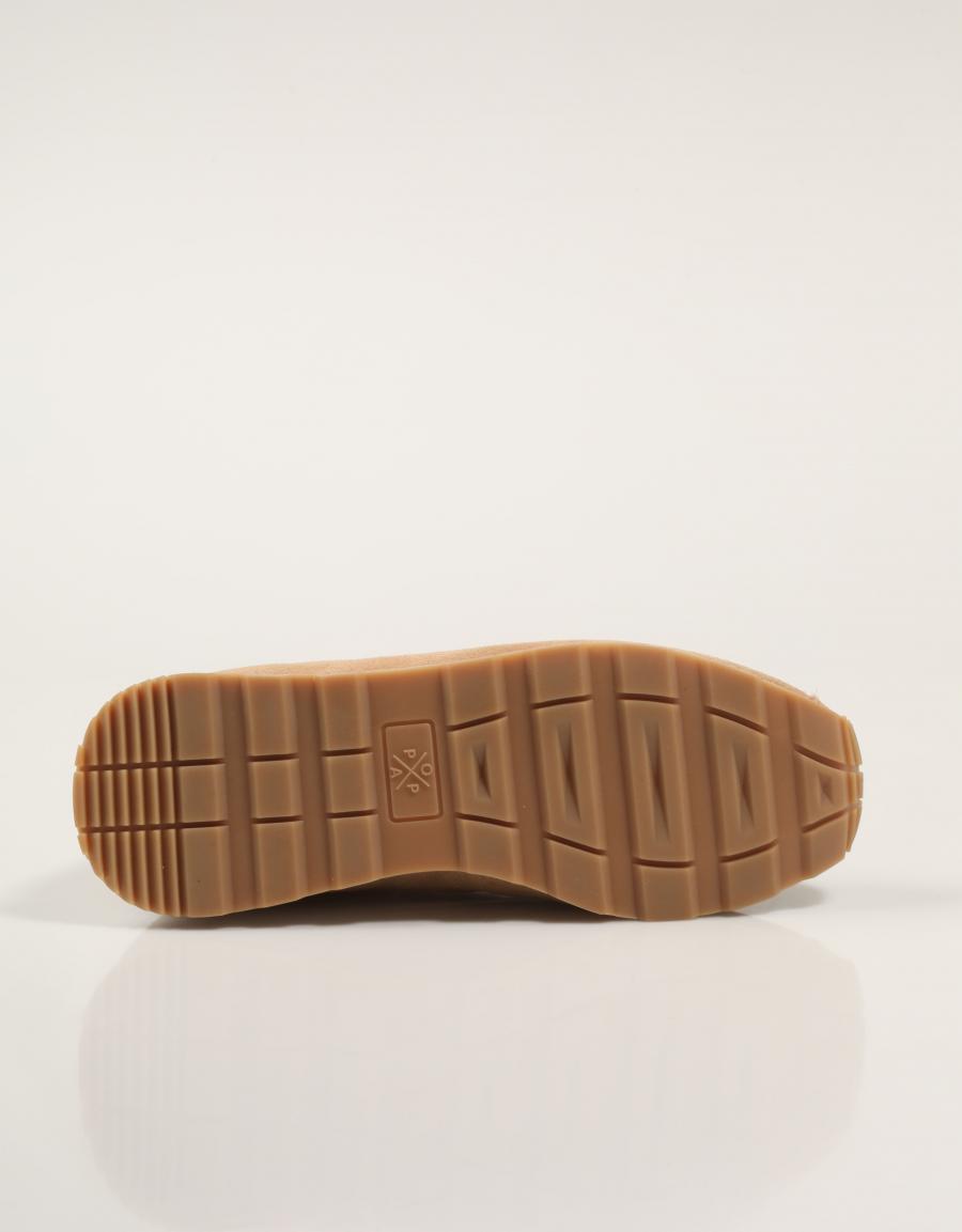 ZAPATILLAS POPA KIRA en color Beige