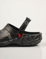 ZAPATILLAS CROCS STRANGER THINGS CLS CLG en color Negro