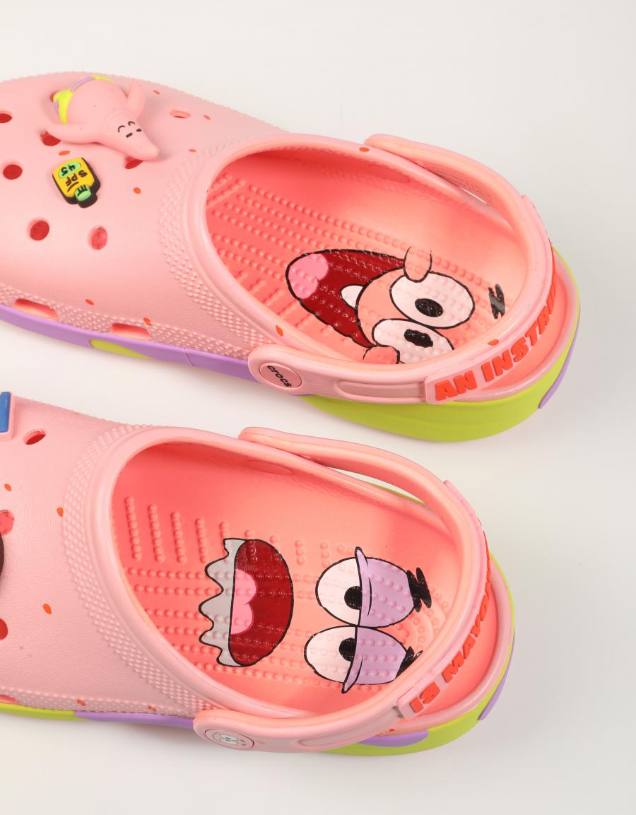 ZAPATILLAS CROCS SPONGEBOB PATRICK CLASSIC CLOG en color Rosa