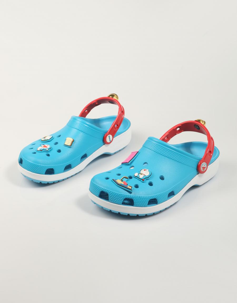 ZAPATILLAS CROCS DORAEMON CLS CLG en color Multicolor