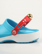 ZAPATILLAS CROCS DORAEMON CLS CLG en color Multicolor