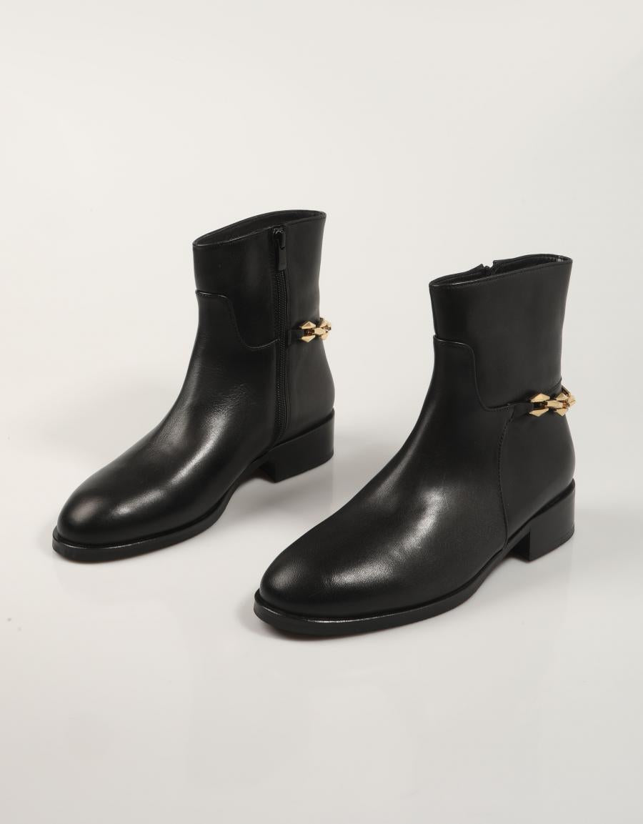 BOTINES REBECCA HOPE 6351 en color Negro