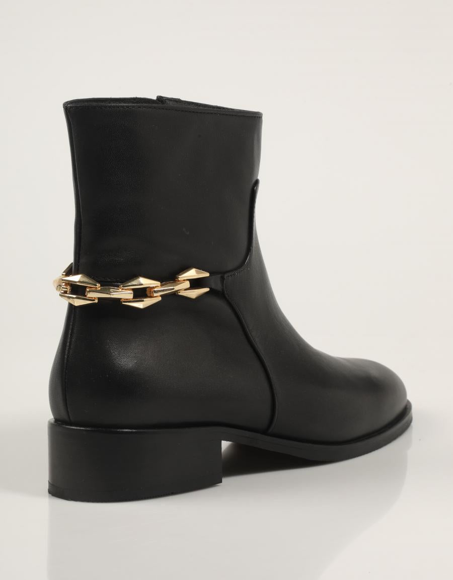 BOTINES REBECCA HOPE 6351 en color Negro