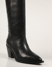 BOTAS REBECCA HOPE 5381 en color Negro