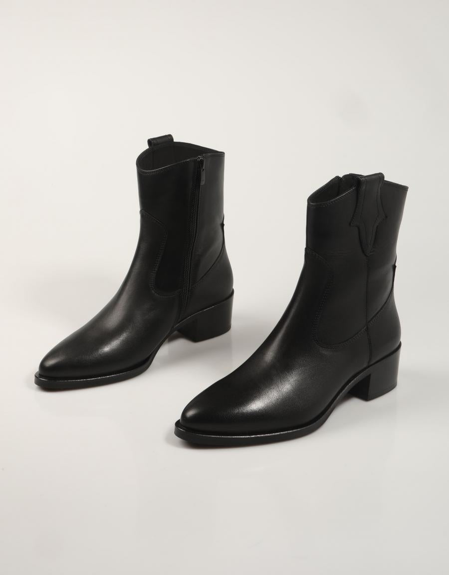 BOTINES REBECCA HOPE 6467 en color Negro