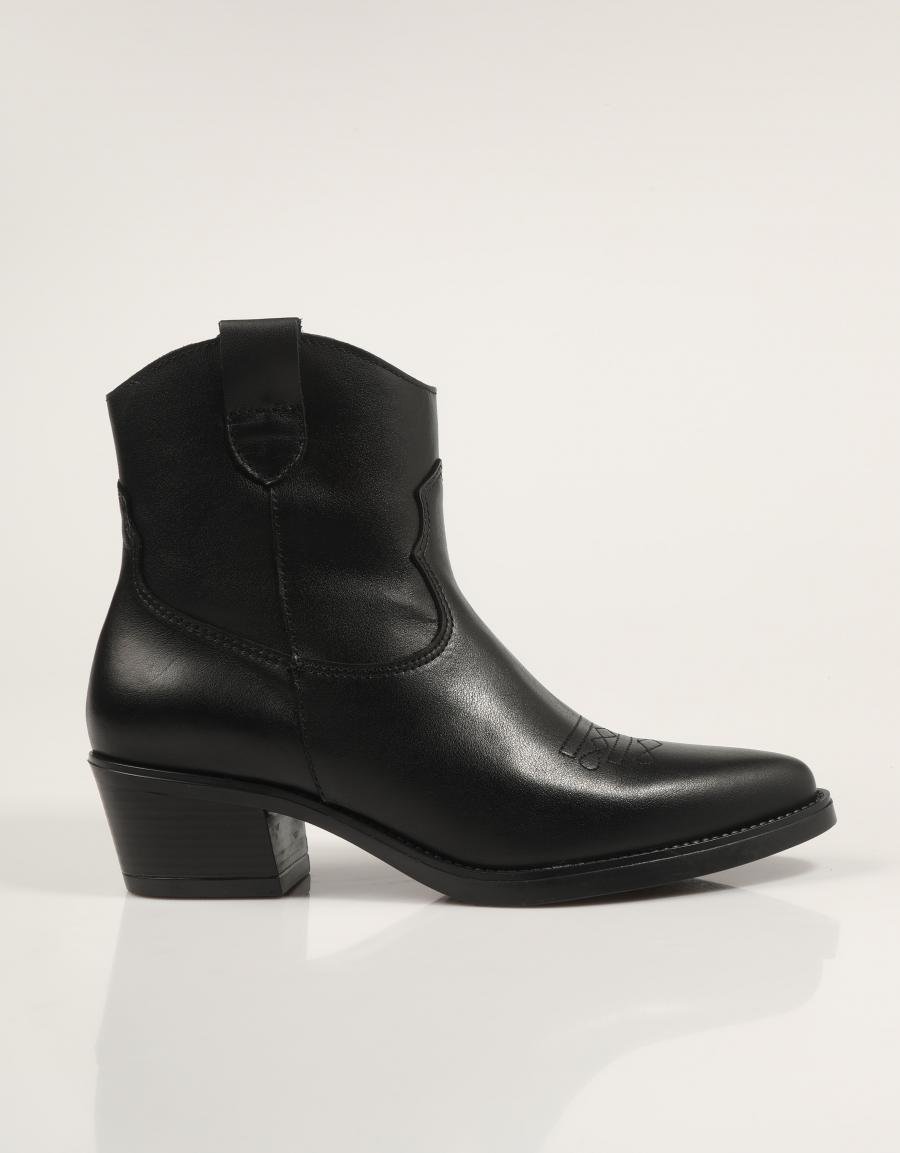 BOTINES LUCIA VIGUERA 8021 en color Negro