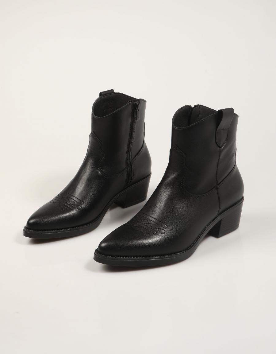 BOTINES LUCIA VIGUERA 8021 en color Negro