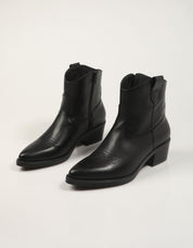 BOTINES LUCIA VIGUERA 8021 en color Negro