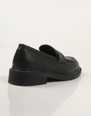 ZAPATOS REBECA HOPE 22409 en color Negro