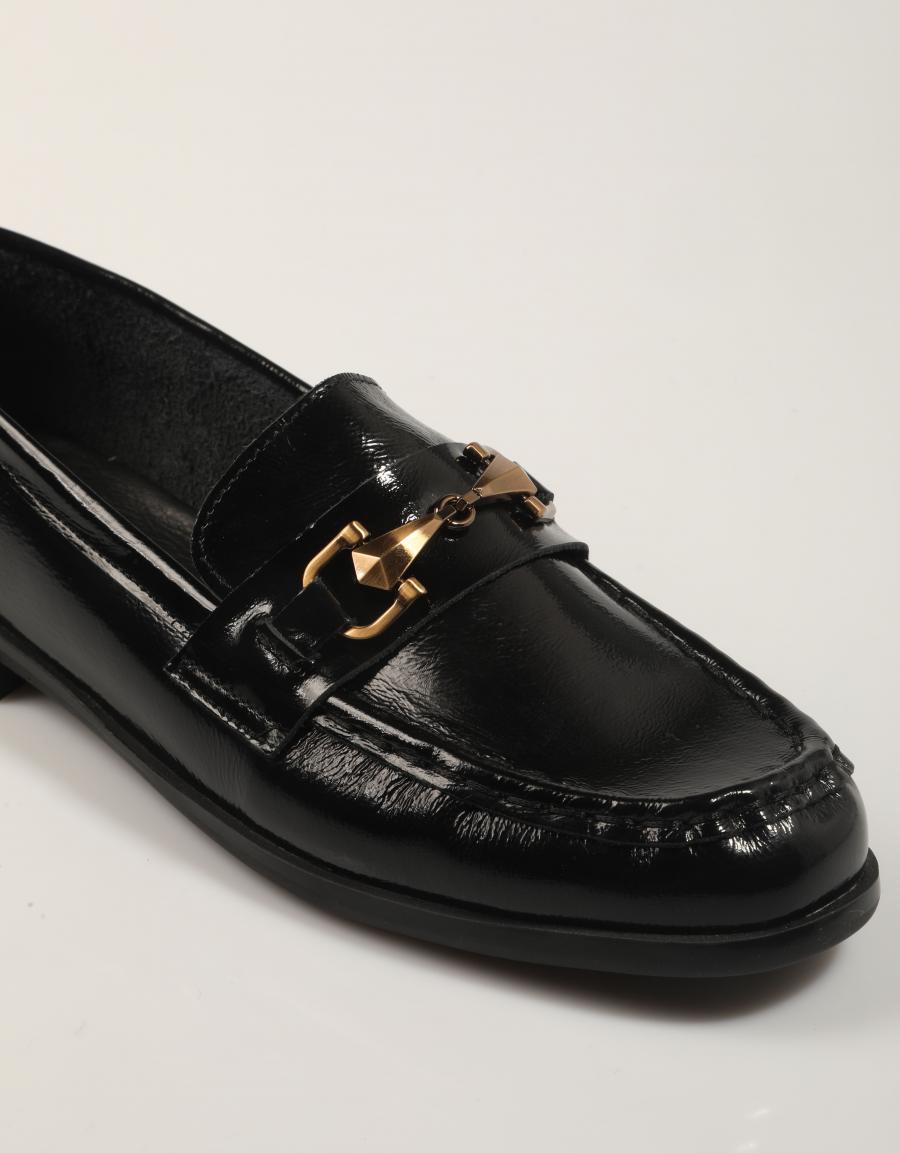 ZAPATOS REBECA HOPE 300 R02 en color Negro
