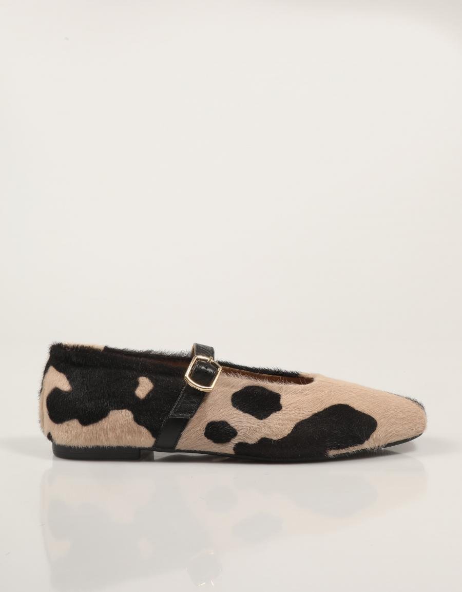 ZAPATOS REBECA HOPE 4062 en color Beige