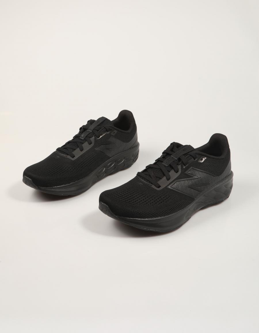 ZAPATILLAS NEW BALANCE M520 en color Negro