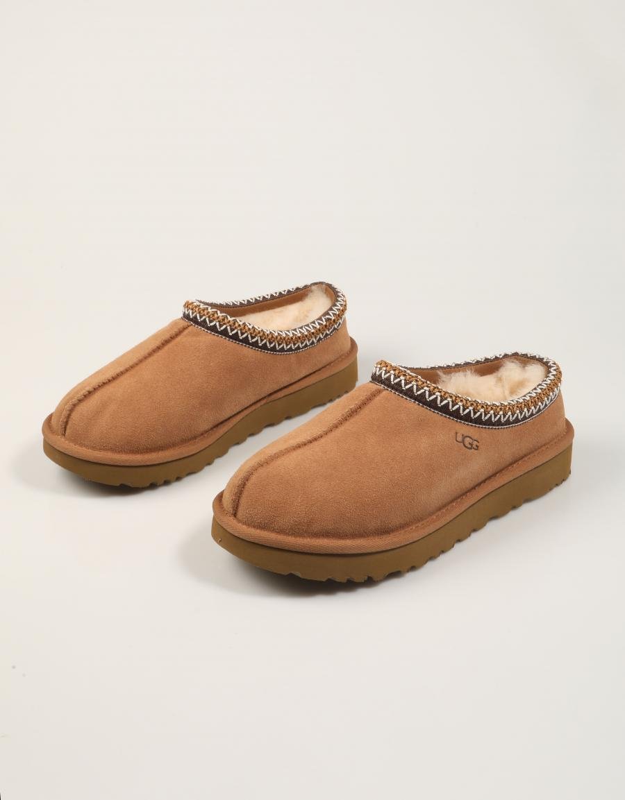 ZUECOS UGG W TASMAN II en color Cuero