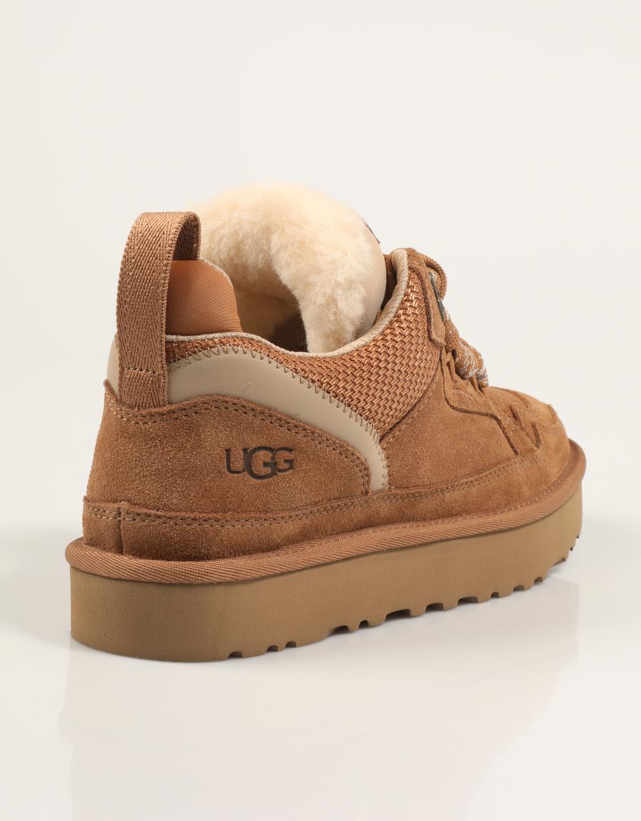 ZAPATILLAS UGG W LOWMEL en color Cuero