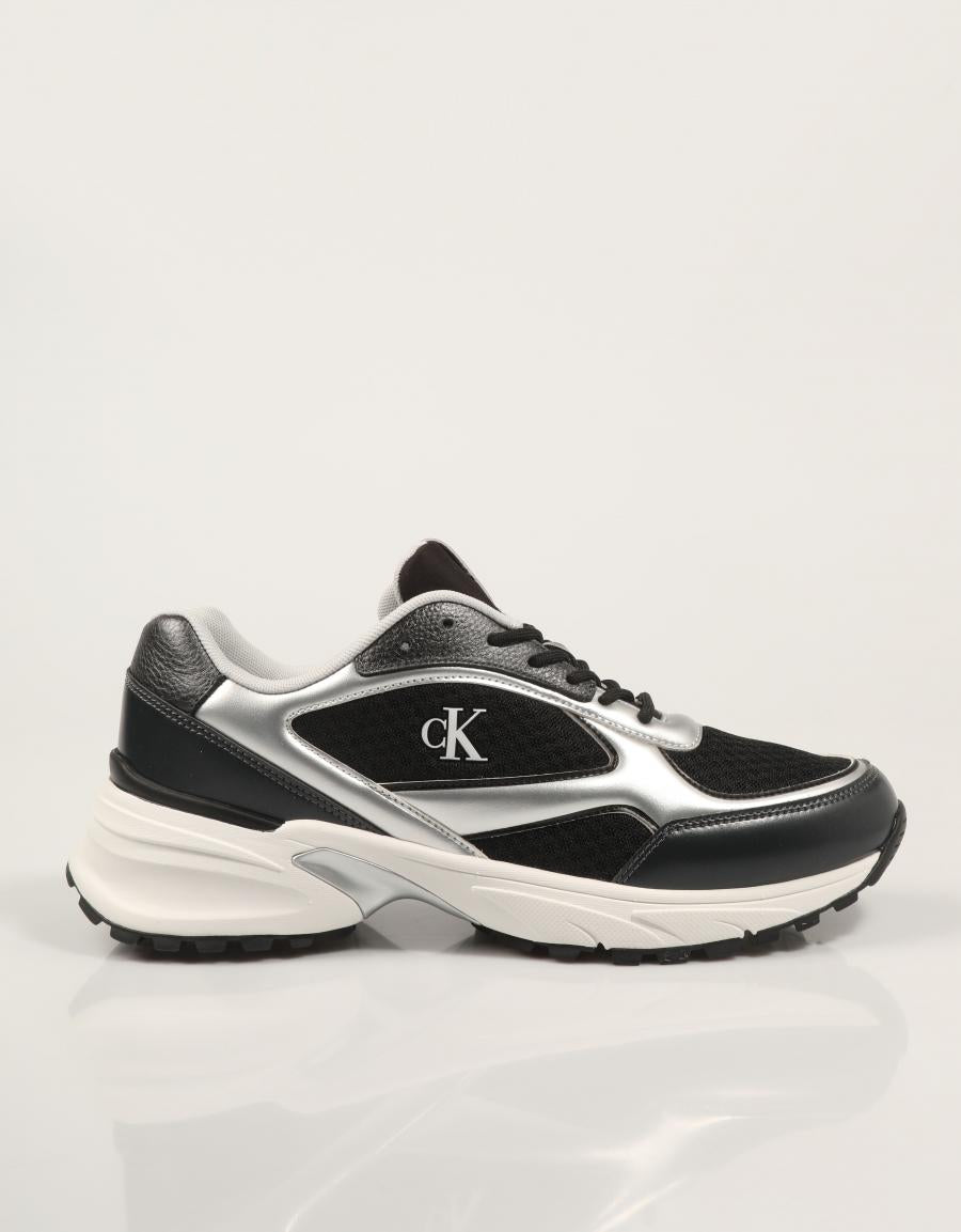 ZAPATILLAS CALVIN KLEIN HIKE RUNNER LACEUP MESH MIX MET en color Negro