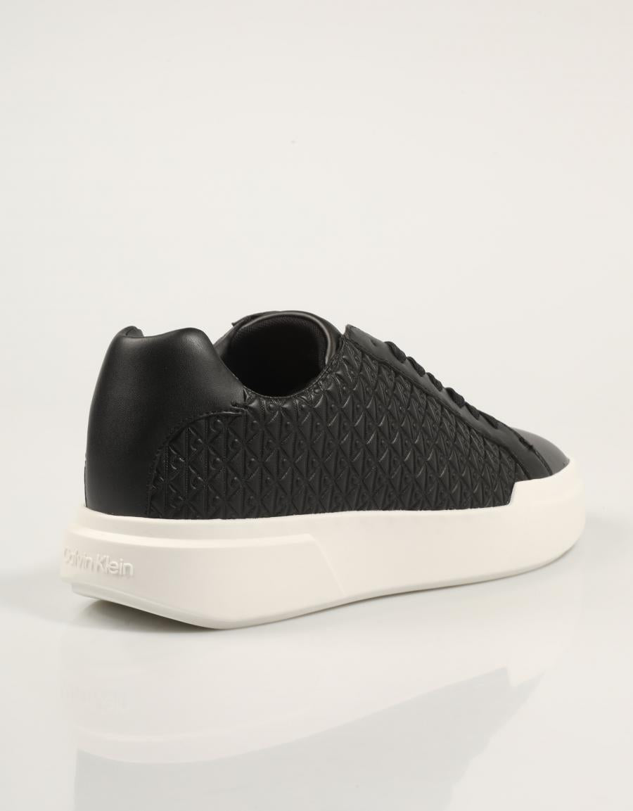 ZAPATILLAS CALVIN KLEIN CHUNKY CUPSOLE LACEUP LTH AOP en color Negro