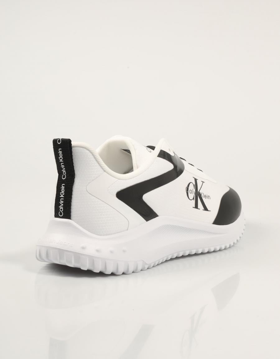ZAPATILLAS CALVIN KLEIN EVA RUNNER LOW LACE ML MIX II en color Blanco