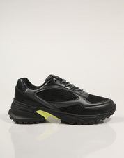 ZAPATILLAS CALVIN KLEIN HIKE RUNNER LACEUP MESH MIX en color Negro