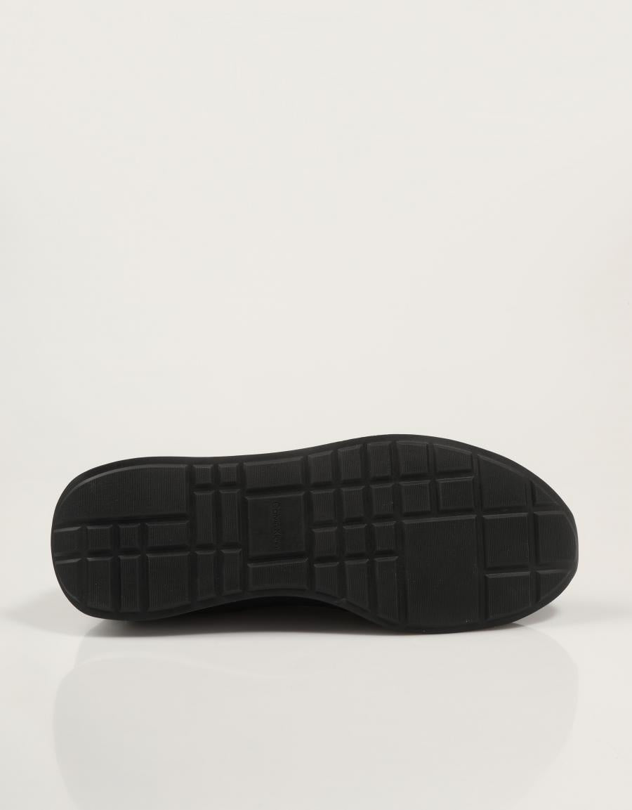 ZAPATILLAS CALVIN KLEIN RETRO RUNNER SOCK LACEUP MIX en color Negro
