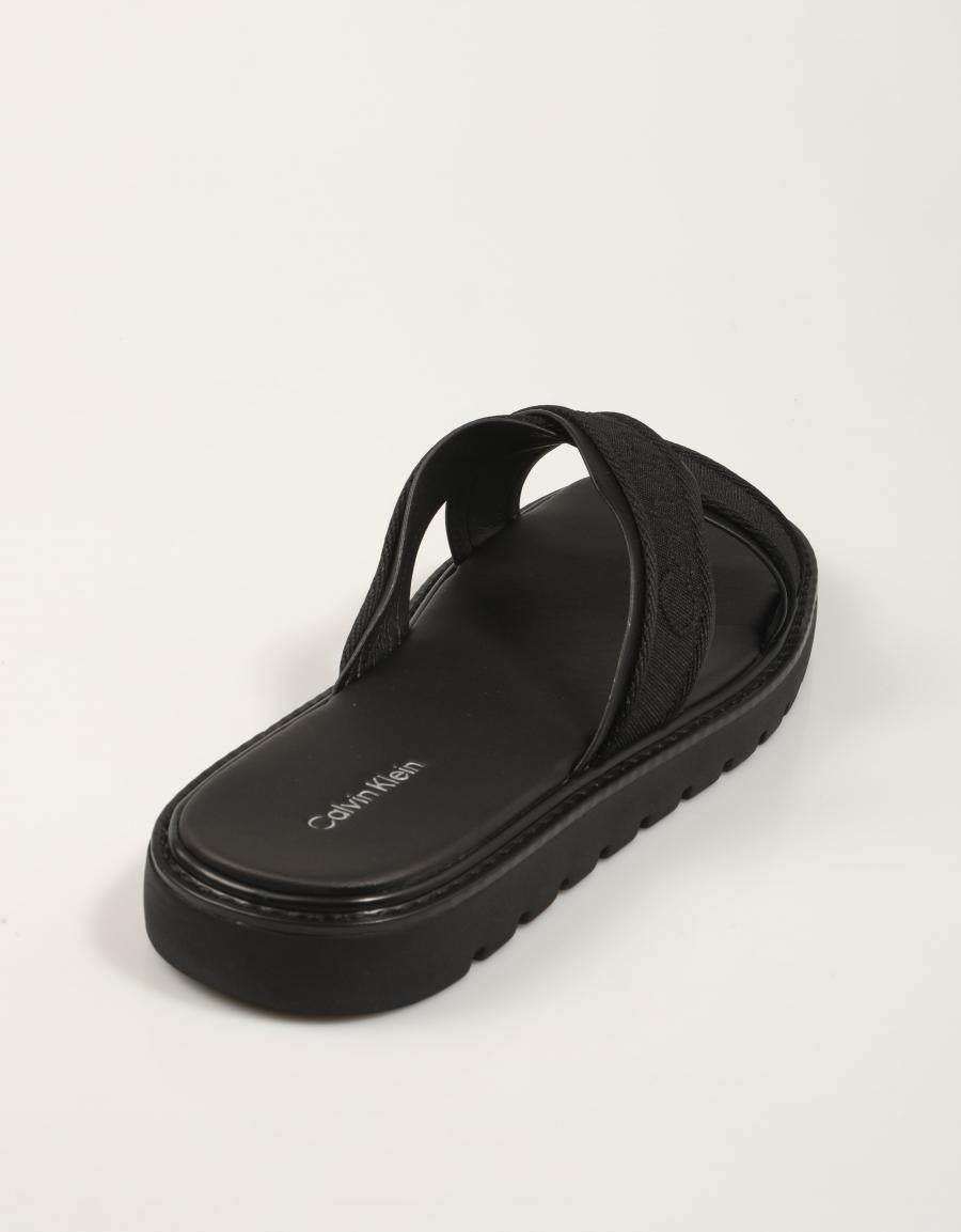 SANDALIAS CALVIN KLEIN SQ MOLDED SANDAL XCROSSWB en color Negro