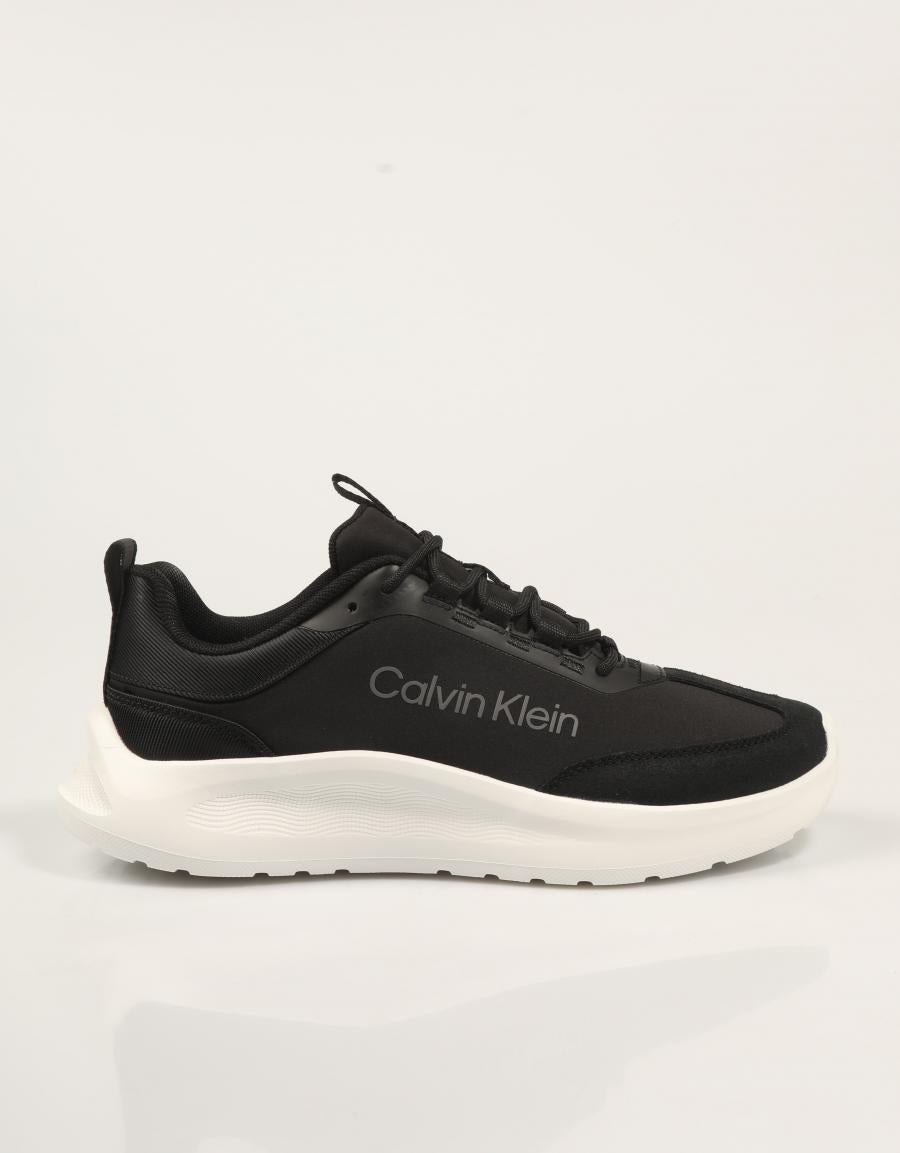 ZAPATILLAS CALVIN KLEIN LIGHT EVA RUNNER NYL SUE en color Negro
