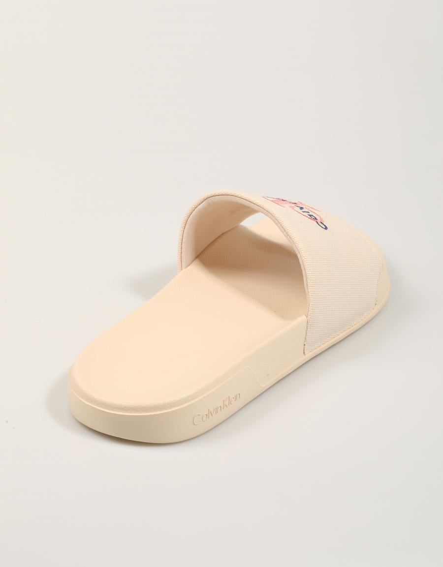 CHANCLAS CALVIN KLEIN ESS SLIDE CV en color Rosa