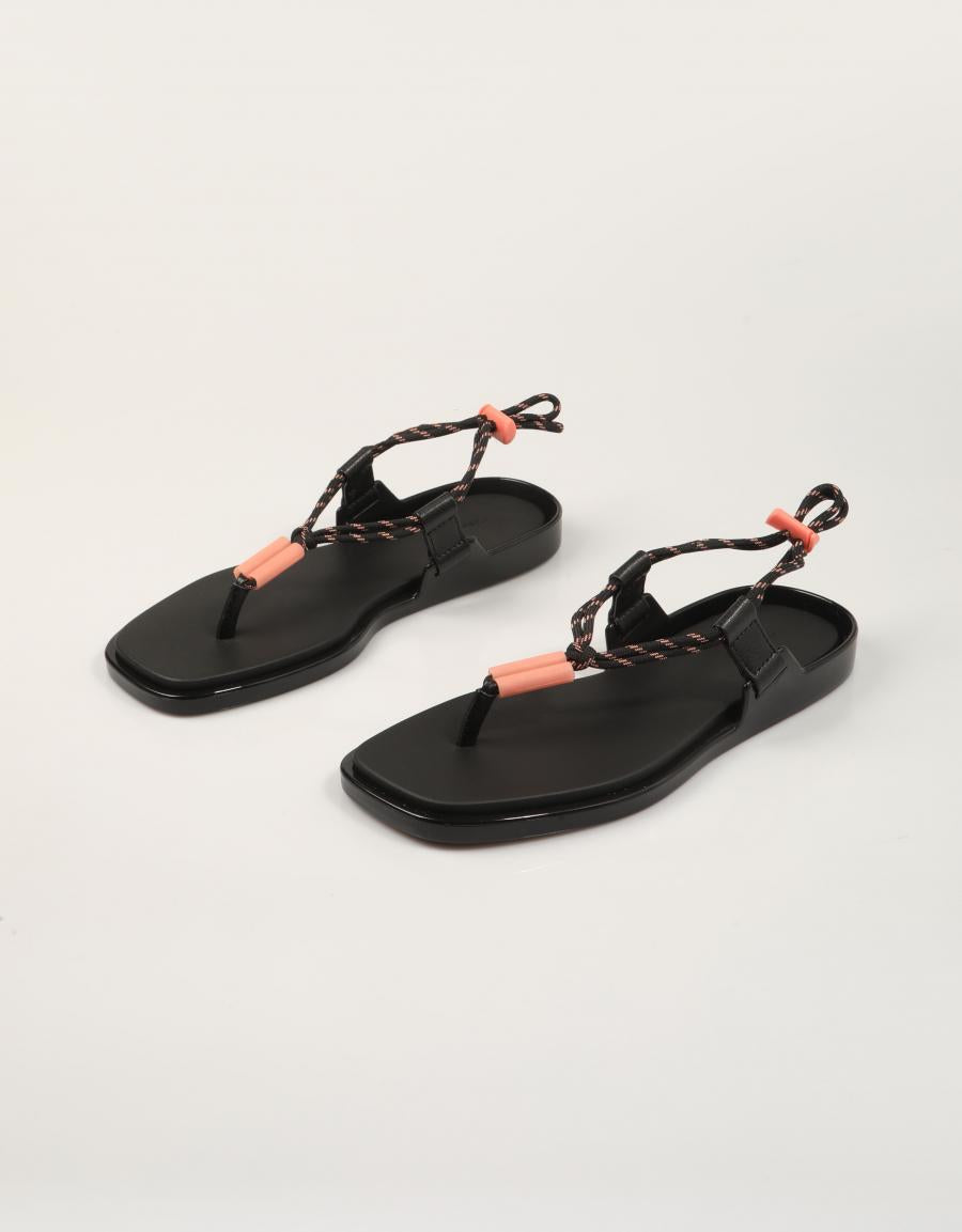 SANDALIAS CALVIN KLEIN BEACH SANDAL ROPE PU 2 en color Negro