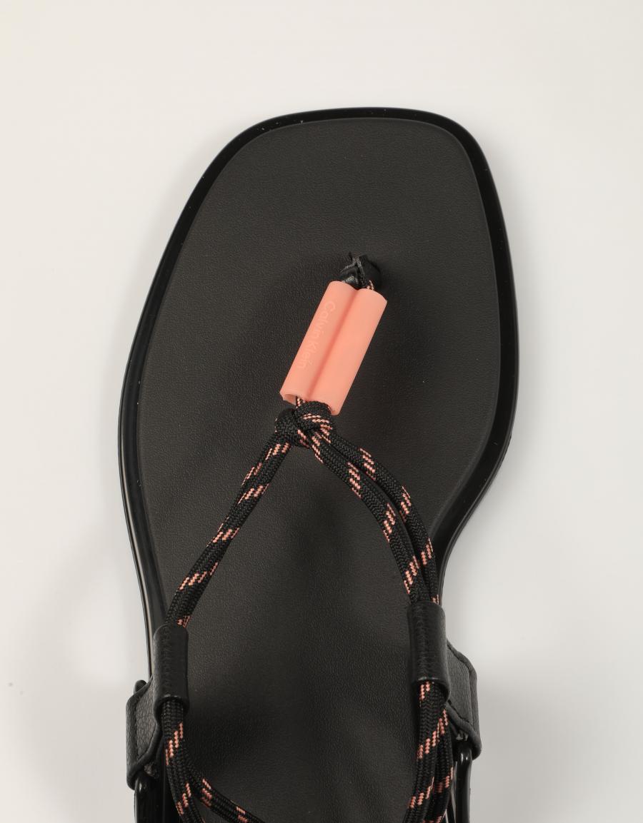 SANDALIAS CALVIN KLEIN BEACH SANDAL ROPE PU 2 en color Negro