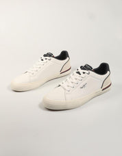 ZAPATILLAS PEPE JEANS KENTON CAMPUS M en color Blanco