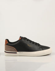ZAPATILLAS PEPE JEANS KENTON CAMPUS M en color Negro
