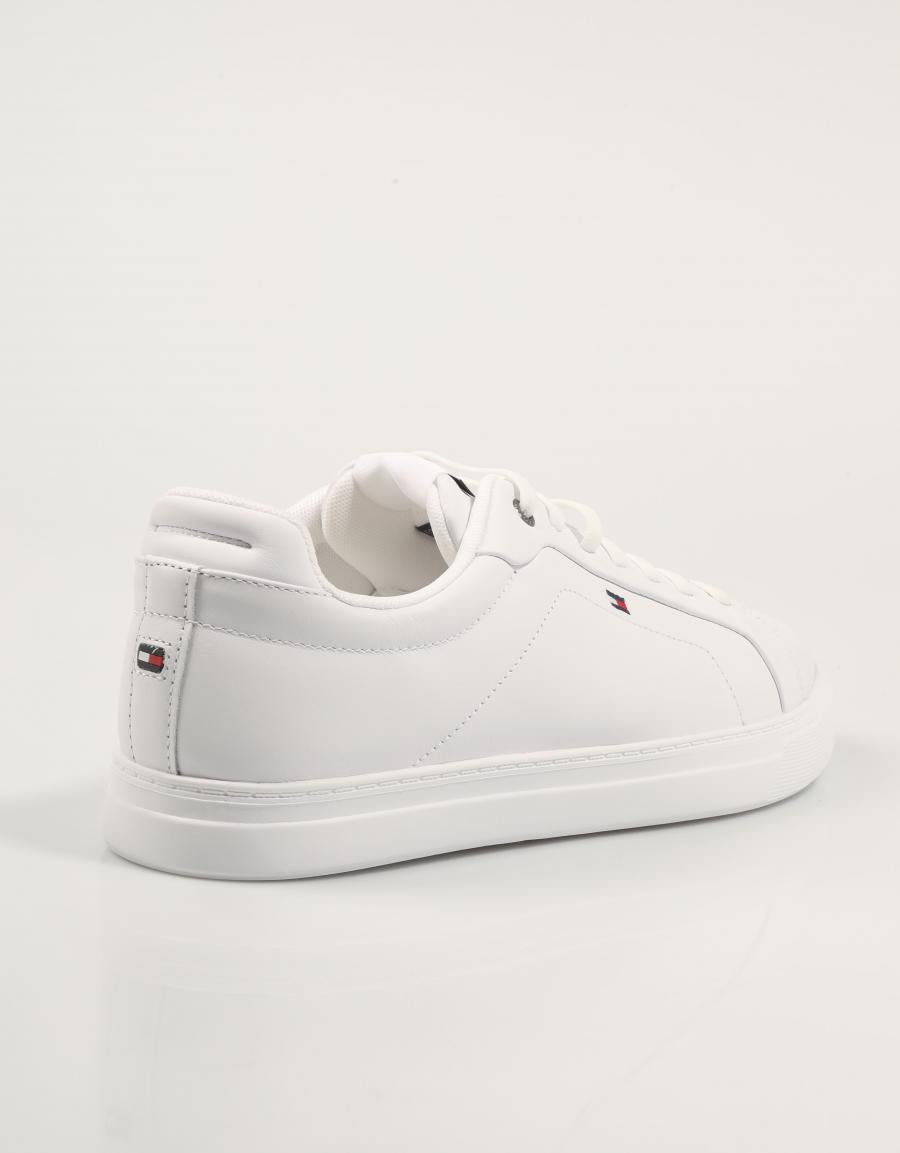 ZAPATILLAS TOMMY HILFIGER ICON COURT LIGHT ESS en color Blanco
