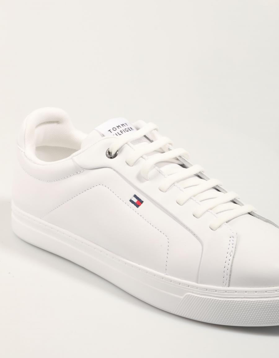 ZAPATILLAS TOMMY HILFIGER ICON COURT LIGHT ESS en color Blanco