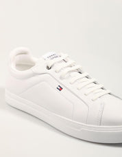 ZAPATILLAS TOMMY HILFIGER ICON COURT LIGHT ESS en color Blanco