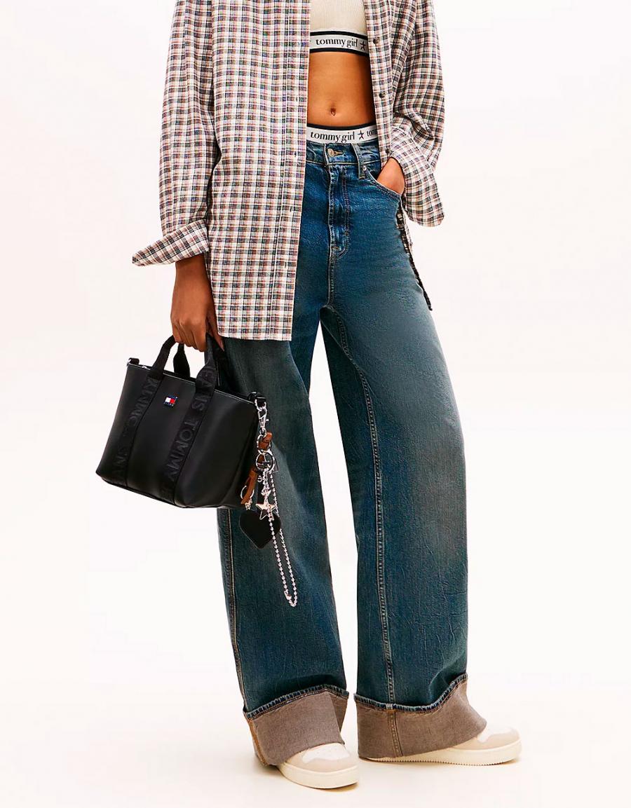 BOLSO TOMMY HILFIGER TJW DAILY ELEVATED MINI TOTE en color Negro