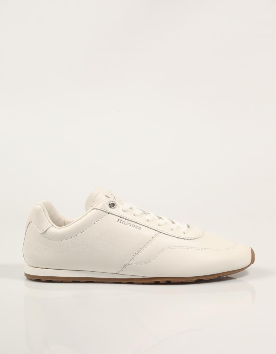 ZAPATILLAS TOMMY HILFIGER TH LORUN ICON en color Blanco