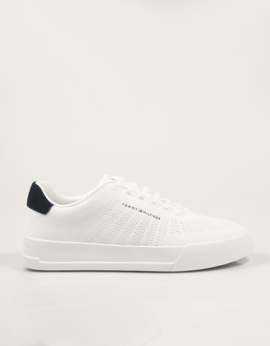 ZAPATILLAS TOMMY HILFIGER COURT KNIT en color Blanco
