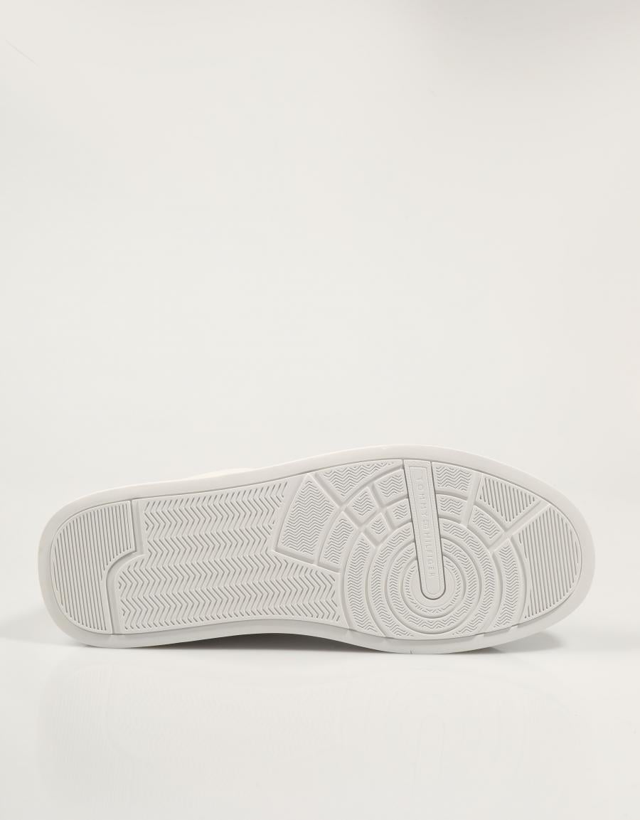 ZAPATILLAS TOMMY HILFIGER COURT en color Blanco