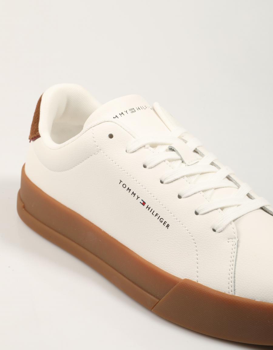 ZAPATILLAS TOMMY HILFIGER COURT en color Blanco