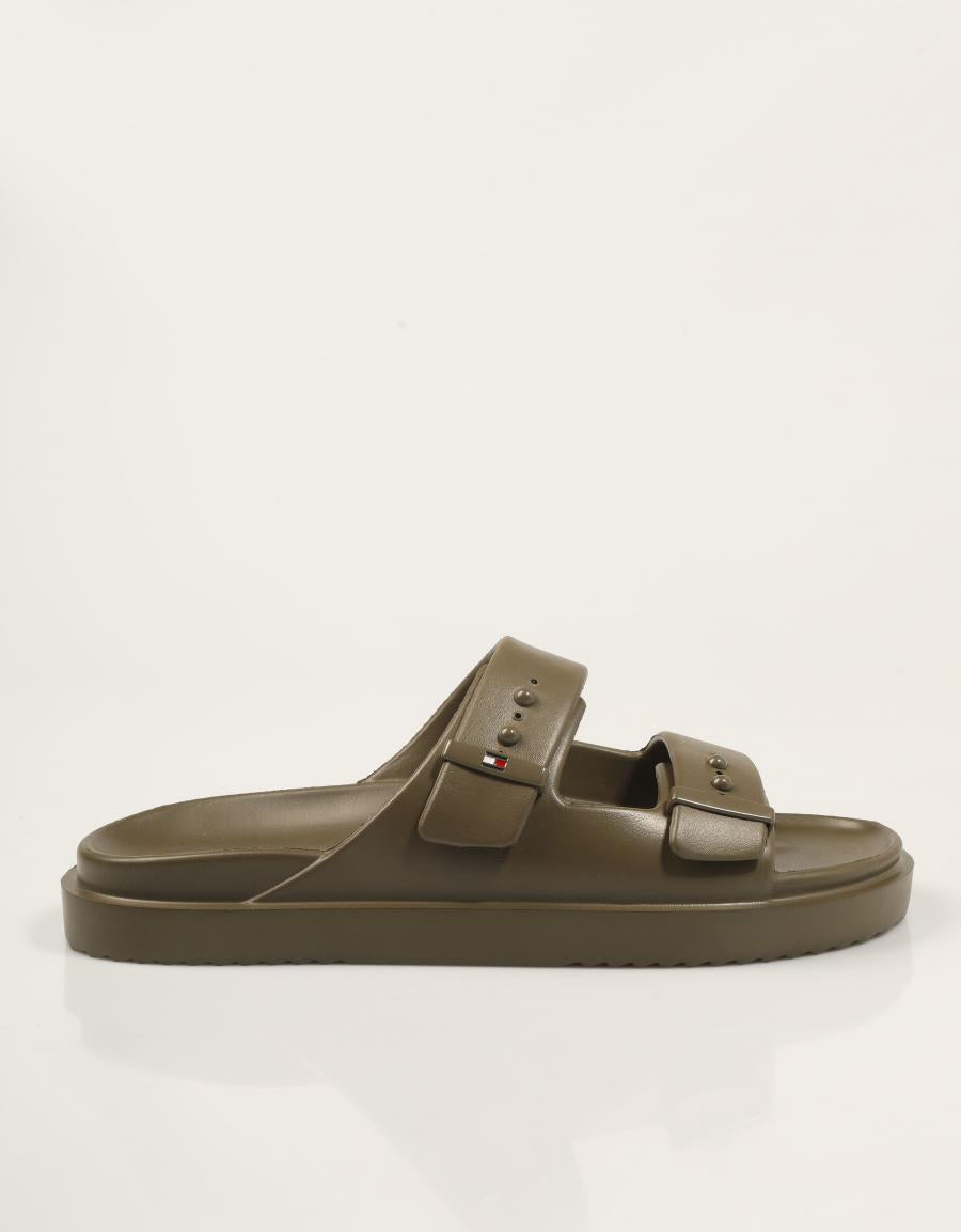 ZAPATILLAS TOMMY HILFIGER POOL SLIDER en color Kaki