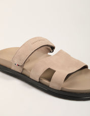 TOMMY HILFIGER SUEDE SANDAL 89527