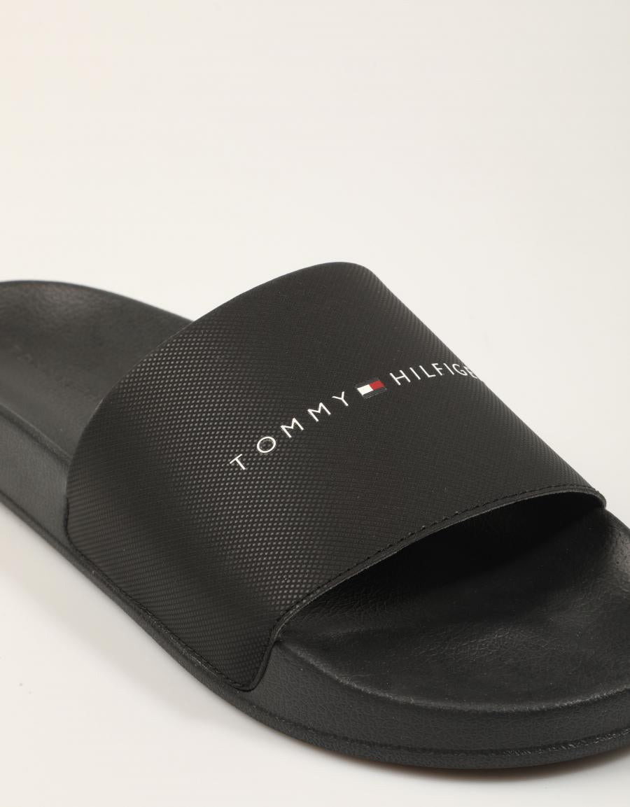 CHANCLAS TOMMY HILFIGER POOL SLIDE en color Negro