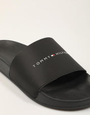 CHANCLAS TOMMY HILFIGER POOL SLIDE en color Negro
