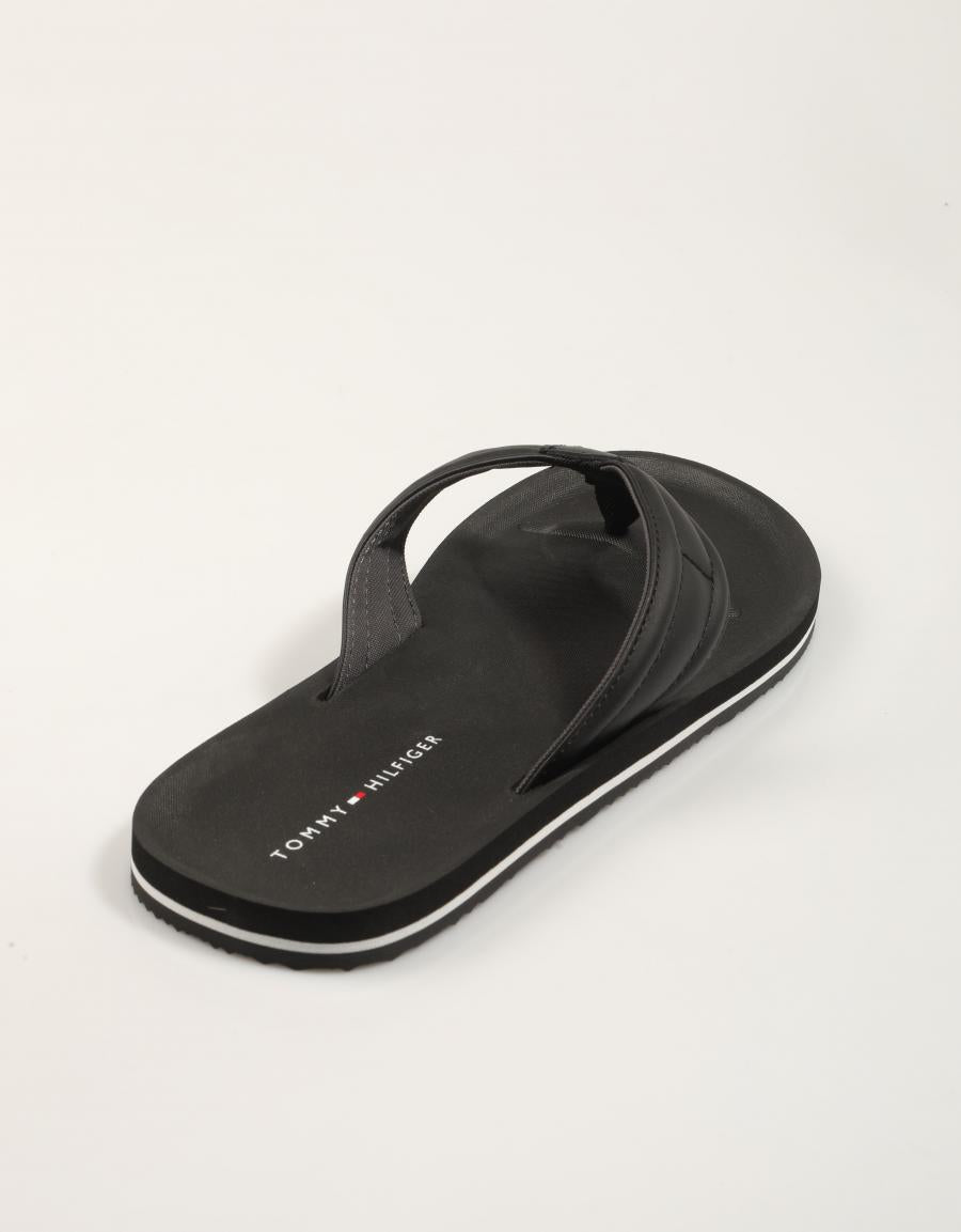 ZAPATILLAS TOMMY HILFIGER BEACH SANDAL en color Negro