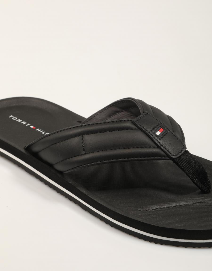 ZAPATILLAS TOMMY HILFIGER BEACH SANDAL en color Negro