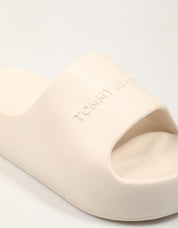 CHANCLAS TOMMY HILFIGER CHUNKY POOL SLIDE ESS en color Beige
